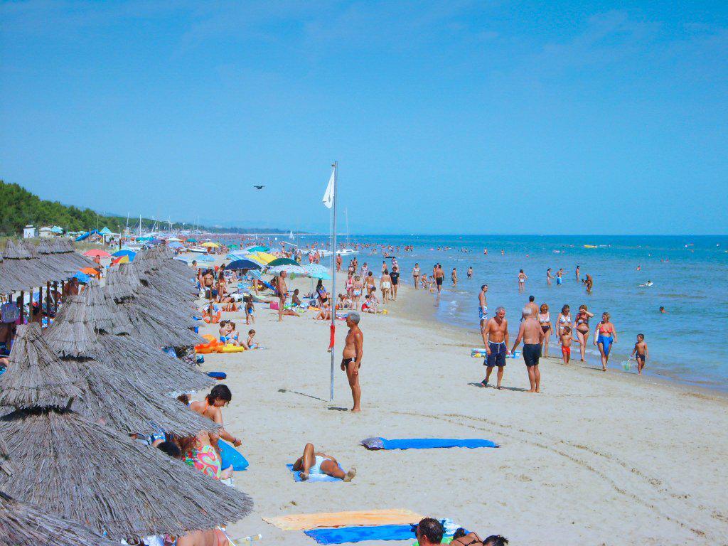 Green Bay Village ปีเนโต ภายนอก รูปภาพ